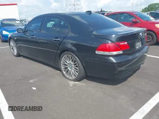 2008 BMW 7 Series 750i with VIN WBAHL83518DT11907, listed as a IAAI auction lot 42553319 with 185,925 mi miles and . Bid and sale history available at DreamBid. Image 3.
