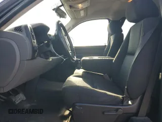 2010 Chevrolet Silverado 1500 LS with VIN 1GCSCREA0AZ258926, listed as a Copart auction lot 74580154 with 206,925 mi miles and Non Repairable. Bid and sale history available at DreamBid. Image 7.