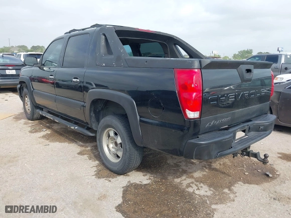 2006 Chevrolet Avalanche LT with VIN 3GNEC12Z06G111156, listed as a IAAI auction lot 41960742 with 258,380 mi miles. Bid and sale history available at carsss.com. Image 3.