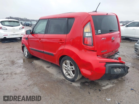 2011 Kia Soul + with VIN KNDJT2A25B7218551, listed as a IAAI auction lot 41521447 with 195,282 mi miles. Bid and sale history available at carsss.com. Image 3.