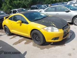 2009 Mitsubishi Eclipse GS z VIN 4A3AK24F29E033572, wystawiony jako IAAI lot #42323225 z przebiegiem 308 538 mil mil oraz . Historia ofert i sprzedaży dostępna na DreamBid. Obrazek 1.