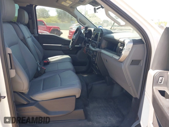 2022 Ford F-150 XL with VIN 1FTFX1E50NKD43886, listed as a IAAI auction lot 42512740 with 76,204 mi miles and . Bid and sale history available at DreamBid. Image 5.