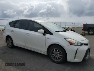 2015 Toyota Prius Two with VIN JTDZN3EU0FJ019558, listed as a Copart auction lot 47077515 with 165,837 mi miles and Clean Title. Bid and sale history available at DreamBid. Image 4.