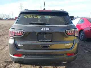 2020 Jeep Compass Altitude with VIN 3C4NJCBB0LT247013, listed as a IAAI auction lot 41821616 with 50,635 mi miles and . Bid and sale history available at carsss.com. Image 16.