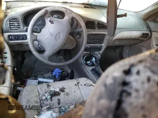 1998 Oldsmobile Intrigue GL z VIN 1G3WS52K4WF326678, wystawiony jako Copart lot #42012495 z przebiegiem Nie podano mil oraz Szkoda całkowita • Salvage title. Historia ofert i sprzedaży dostępna na DreamBid. Obrazek 8.