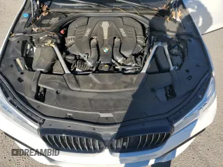 2019 BMW 7 Series 750i with VIN WBA7F0C5XKGM25897, listed as a Copart auction lot 86758004 with 68,700 mi miles and Salvage title. Bid and sale history available at DreamBid. Image 11.