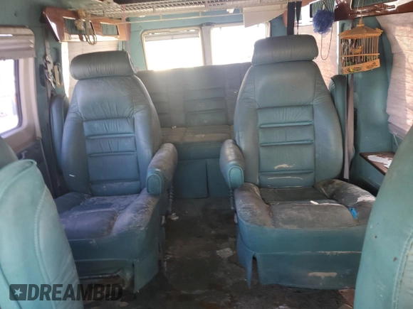 1999 Dodge Cargo Conversion z VIN 2B6HB11Y5XK521588, wystawiony jako Copart lot #75468904 z przebiegiem Nie podano mil oraz Nie do naprawy • Non repairable. Historia ofert i sprzedaży dostępna na DreamBid. Obrazek 10.