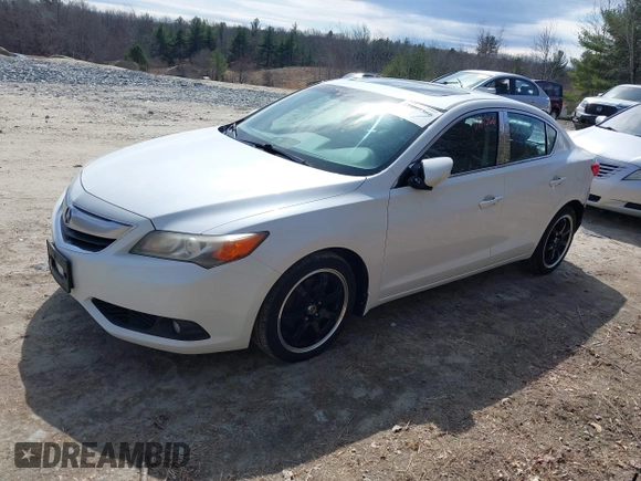 2013 Acura ILX Premium z VIN 19VDE1F53DE017389, wystawiony jako IAAI lot #41897366 z przebiegiem 161 556 mil mil oraz . Historia ofert i sprzedaży dostępna na DreamBid. Obrazek 18.