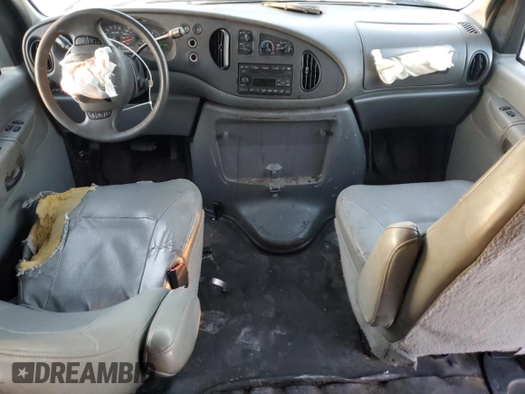 2007 Ford Econoline Passenger XL with VIN 1FBNE31L67DB23312, listed as a Copart auction lot 48683305 with 189,129 mi miles and Salvage Title. Bid and sale history available at carsss.com. Image 8.