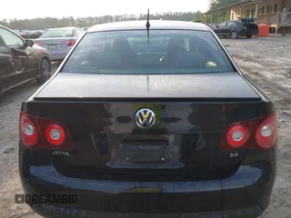 2010 Volkswagen Jetta SEL with VIN 3VWRX7AJ7AM135989, listed as a IAAI auction lot 42436903 with 188,975 mi miles and . Bid and sale history available at DreamBid. Image 15.