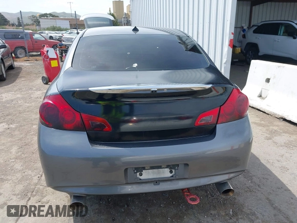 2015 Infiniti Q40 with VIN JN1CV6AP8FM501770, listed as a IAAI auction lot 42111315 with 123,249 mi miles. Bid and sale history available at carsss.com. Image 16.
