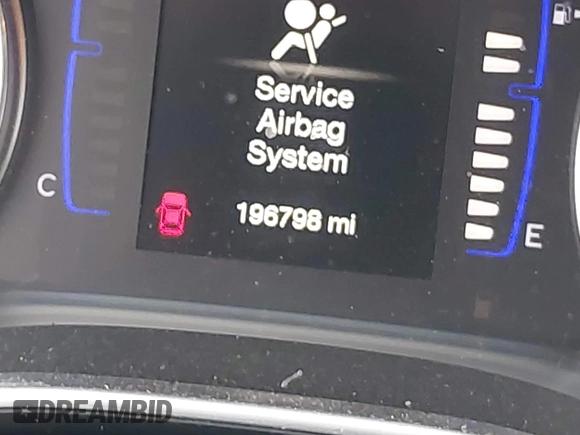 2016 Chrysler 200 Limited with VIN 1C3CCCAB5GN135403, listed as a IAAI auction lot 42015848 with 196,798 mi miles and . Bid and sale history available at carsss.com. Image 15.