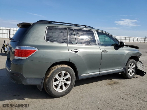 2013 Toyota Highlander with VIN 5TDZK3EH9DS116754, listed as a Copart auction lot 46704665 with 229,423 mi miles and Salvage Title. Bid and sale history available at carsss.com. Image 3.