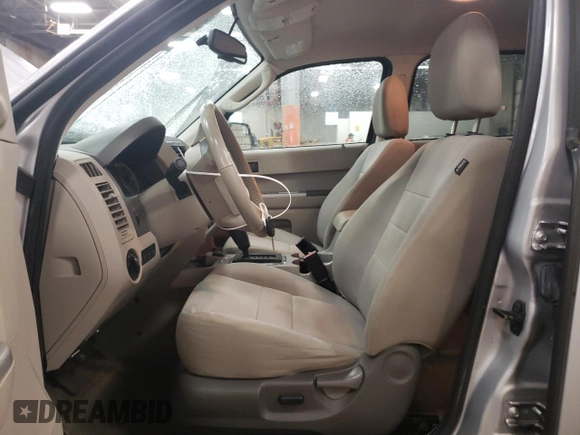 2011 Ford Escape Hybrid with VIN 1FMCU4K38BKC65798, listed as a Copart auction lot 85663794 with 95,294 mi miles and Clean title. Bid and sale history available at DreamBid. Image 7.