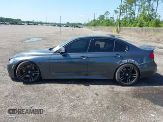 2018 BMW 3 Series 340i z VIN WBA8B3G57JNU36801, wystawiony jako IAAI lot #42524722 z przebiegiem 63 787 mil mil oraz . Historia ofert i sprzedaży dostępna na DreamBid. Obrazek 15.