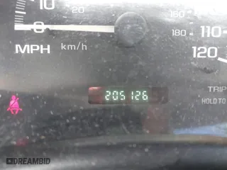 2002 Chevrolet Malibu with VIN 1G1ND52J22M540970, listed as a IAAI auction lot 41662069 with 205,126 mi miles. Bid and sale history available at carsss.com. Image 7.