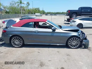 2023 Mercedes-Benz C 300 z VIN W1KWK8DB3PG119926, wystawiony jako IAAI lot #42229942 z przebiegiem 19 195 mil mil oraz . Historia ofert i sprzedaży dostępna na DreamBid. Obrazek 13.
