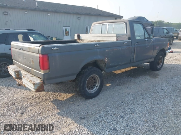 1987 Ford F-250 with VIN 1FTFF25N7HPA33055, listed as a IAAI auction lot 42492336 with 457,819 mi miles and . Bid and sale history available at DreamBid. Image 4.