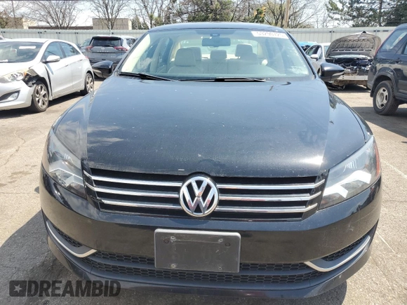 2012 Volkswagen Passat SE with VIN 1VWBP7A35CC027104, listed as a Copart auction lot 53290725 with 97,773 mi miles and Salvage Title. Bid and sale history available at carsss.com. Image 5.