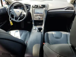 2020 Ford Fusion Plug-In Hybrid Titanium with VIN 3FA6P0SU7LR132057, listed as a Copart auction lot 67245074 with 38,398 mi miles and Salvage Title. Bid and sale history available at carsss.com. Image 8.