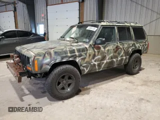 1998 Jeep Cherokee Sport z VIN 1J4FJ68S7WL269467, wystawiony jako Copart lot #58664135 z przebiegiem 187 741 mil mil oraz Czysty tytuł • Clean title. Historia ofert i sprzedaży dostępna na DreamBid. Obrazek 1.