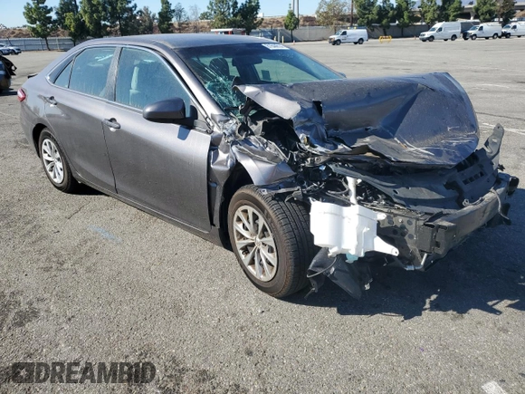 2017 Toyota Camry XLE with VIN 4T1BF1FKXHU409192, listed as a Copart auction lot 81644614 with 86,494 mi miles and Salvage Title. Bid and sale history available at carsss.com. Image 4.