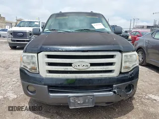 2007 Ford Expedition XLT с VIN 1FMFU15557LA99444, выставлен на аукционе IAAI как лот 42485900 с пробегом 266 097 миль миль и . История ставок и продаж доступна на DreamBid. Изображение 6.