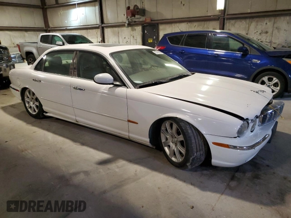 2005 Jaguar XJ with VIN SAJWA79C25SG45066, listed as a Copart auction lot 83488664 with 0 mi miles and Clean Title. Bid and sale history available at carsss.com. Image 4.