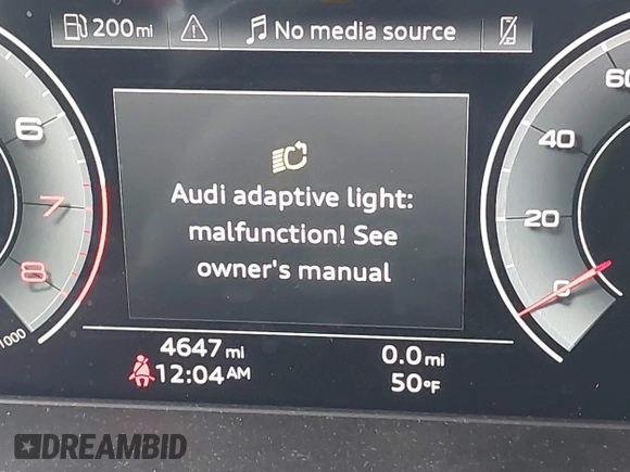 2024 Audi Q5 S line Premium Plus with VIN WA1EAAFY7R2147109, listed as a IAAI auction lot 41064261 with 4,647 mi miles. Bid and sale history available at carsss.com. Image 15.