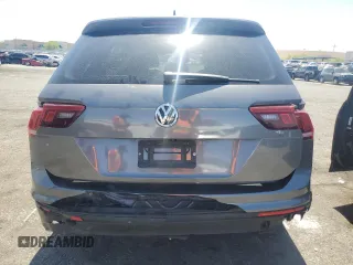 2020 Volkswagen Tiguan S z VIN 3VV1B7AX8LM053566, wystawiony jako Copart lot #53362515 z przebiegiem 87 450 mil mil oraz Szkoda całkowita • Salvage title. Historia ofert i sprzedaży dostępna na DreamBid. Obrazek 6.