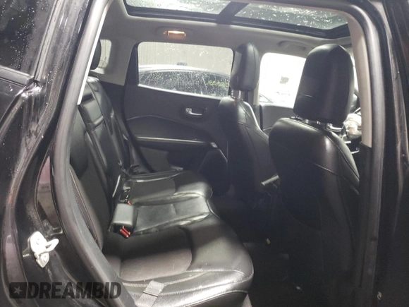 2018 Jeep Compass Latitude z VIN 3C4NJDBB9JT162108, wystawiony jako Copart lot #85360424 z przebiegiem 129 004 mil mil oraz Szkoda całkowita • Salvage title. Historia ofert i sprzedaży dostępna na DreamBid. Obrazek 10.