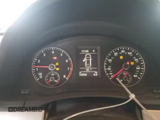2015 Volkswagen Eos Komfort с VIN WVWBW8AH9FV001976, выставлен на аукционе Copart как лот 59529925 с пробегом 54 520 миль миль и Списание • Salvage title. История ставок и продаж доступна на DreamBid. Изображение 9.