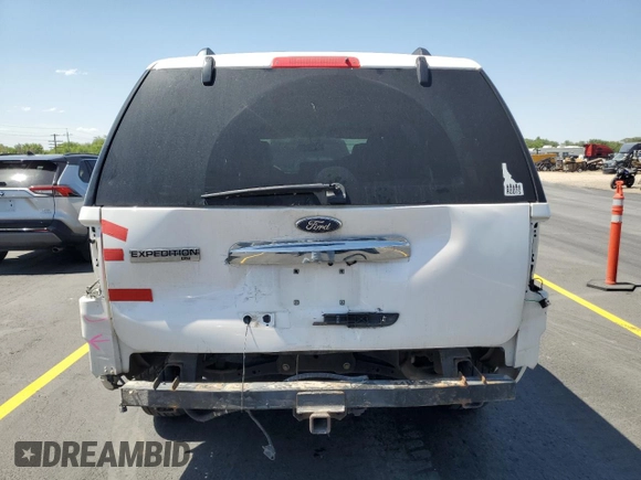 2011 Ford Expedition XLT z VIN 1FMJU1J52BEF05645, wystawiony jako Copart lot #58503855 z przebiegiem 170 226 mil mil oraz Szkoda całkowita • Salvage title. Historia ofert i sprzedaży dostępna na DreamBid. Obrazek 6.