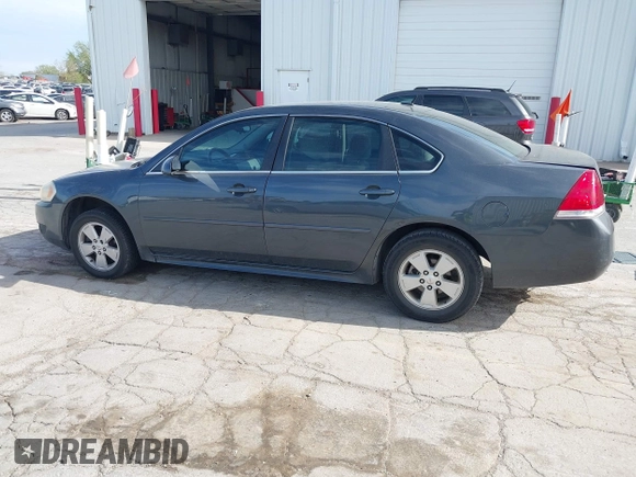 2011 Chevrolet Impala LT Fleet z VIN 2G1WG5EK3B1171029, wystawiony jako IAAI lot #42155270 z przebiegiem 242 297 mil mil oraz . Historia ofert i sprzedaży dostępna na DreamBid. Obrazek 14.