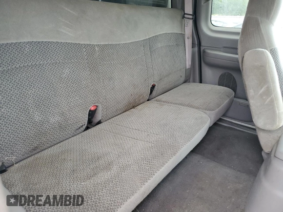 2000 Ford F-150 XL with VIN 1FTRX17W6YNA22330, listed as a Copart auction lot 55559795 with Not provided miles and Salvage title. Bid and sale history available at DreamBid. Image 10.