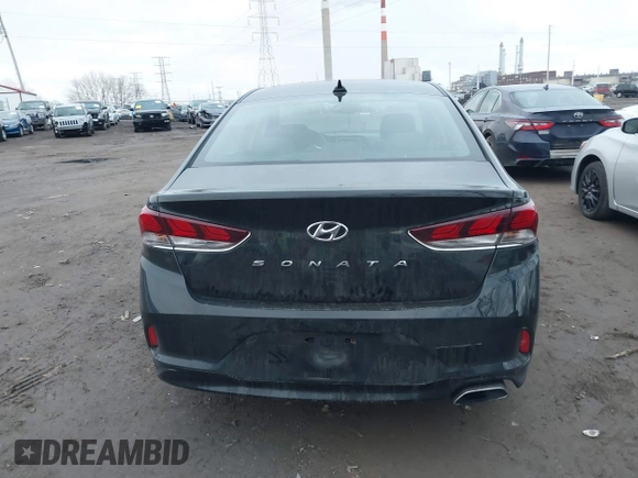 2018 Hyundai Sonata Limited with VIN 5NPE34AF8JH610692, listed as a IAAI auction lot 41503265 with 137,599 mi miles. Bid and sale history available at carsss.com. Image 17.