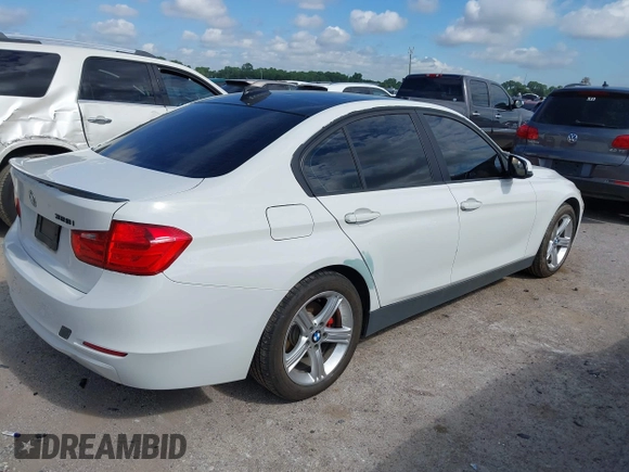 2014 BMW 3 Series 328i с VIN WBA3A5C5XEJ463194, выставлен на аукционе IAAI как лот 42528513 с пробегом 179 909 миль миль и . История ставок и продаж доступна на DreamBid. Изображение 4.