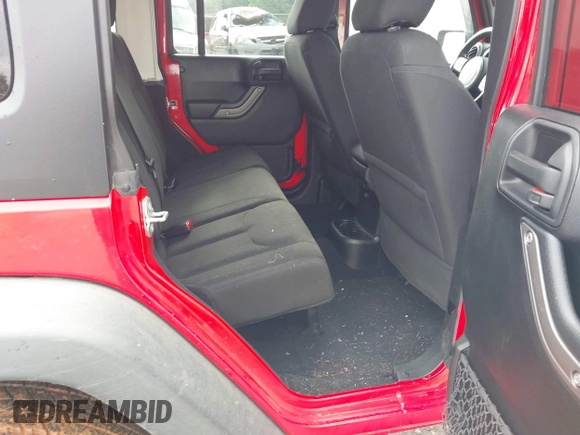 2016 Jeep Wrangler Unlimited Sport with VIN 1C4BJWDG4GL137175, listed as a IAAI auction lot 42388587 with 160,337 mi miles and . Bid and sale history available at DreamBid. Image 8.