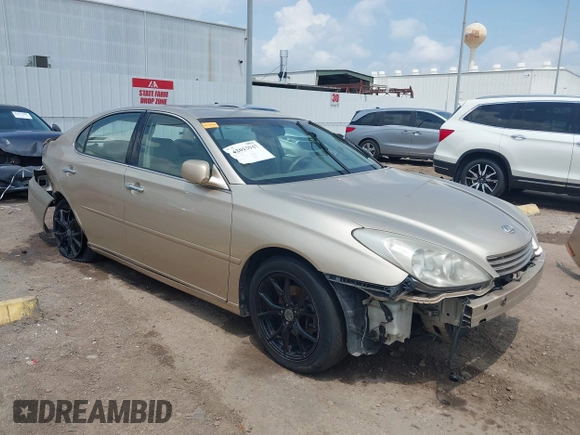 2002 Lexus ES 300 with VIN JTHBF30G620080962, listed as a IAAI auction lot 42013947 with 192,509 mi miles and . Bid and sale history available at DreamBid. Image 1.