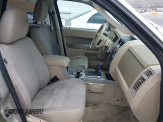 2012 Ford Escape XLT with VIN 1FMCU0D74CKA07739, listed as a IAAI auction lot 42100820 with 308,265 mi miles. Bid and sale history available at carsss.com. Image 5.