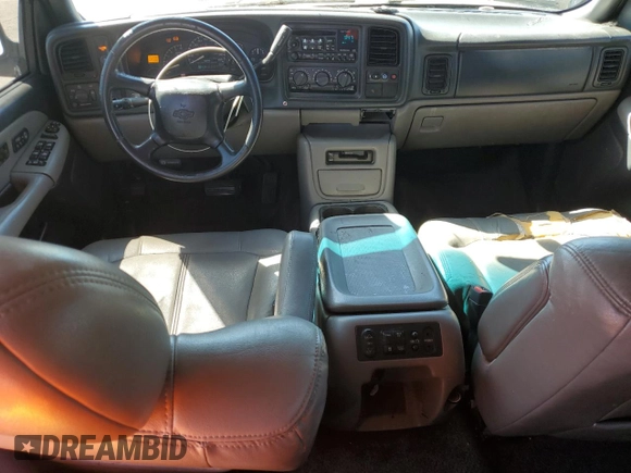 2002 Chevrolet Tahoe LS с VIN 1GNEC13T62R243097, выставлен на аукционе Copart как лот 64210815 с пробегом 254 318 миль миль и Списание • Salvage title. История ставок и продаж доступна на DreamBid. Изображение 8.