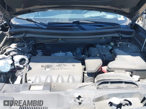 2018 Mitsubishi Outlander SE z VIN JA4AD3A32JZ067046, wystawiony jako IAAI lot #42098647 z przebiegiem 66 028 mil mil oraz . Historia ofert i sprzedaży dostępna na DreamBid. Obrazek 10.