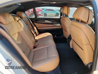 2013 BMW 7 Series 750Li с VIN WBAYE8C59DD134172, выставлен на аукционе Copart как лот 63624785 с пробегом 73 185 миль миль и Списание • Salvage title. История ставок и продаж доступна на DreamBid. Изображение 10.