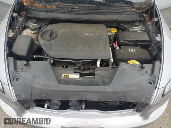 2014 Jeep Cherokee Limited with VIN 1C4PJLDS0EW241327, listed as a Copart auction lot 59440245 with 73,623 mi miles and Salvage title. Bid and sale history available at DreamBid. Image 12.