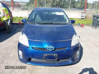 2011 Toyota Prius I with VIN JTDKN3DU9B5325258, listed as a IAAI auction lot 42035913 with 215,429 mi miles. Bid and sale history available at carsss.com. Image 12.