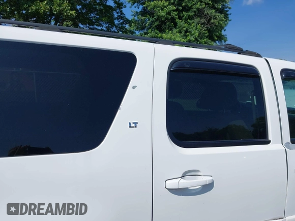 2007 Chevrolet Suburban LTZ with VIN 1GNFK16367J193729, listed as a IAAI auction lot 42621298 with 262,721 mi miles and . Bid and sale history available at DreamBid. Image 16.