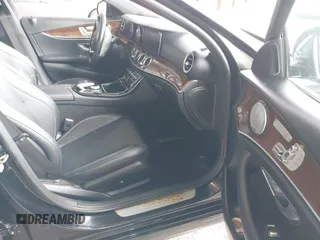 2017 Mercedes-Benz E 300 Luxury with VIN WDDZF4KB3HA084967, listed as a IAAI auction lot 42281964 with 77,270 mi miles and . Bid and sale history available at DreamBid. Image 5.