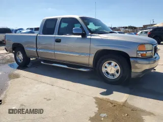 2000 GMC New Sierra 1500 SLE with VIN 2GTEC19T7Y1273257, listed as a Copart auction lot 73418164 with 256,169 mi miles and Clean Title. Bid and sale history available at carsss.com. Image 4.