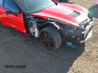 2017 Chevrolet Corvette Z51 1LT z VIN 1G1YH2D71H5115535, wystawiony jako IAAI lot #42235440 z przebiegiem 57 077 mil mil oraz . Historia ofert i sprzedaży dostępna na DreamBid. Obrazek 6.