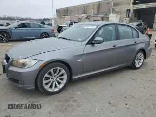 2011 BMW 3 Series 328i with VIN WBAPH7C54BE674355, listed as a Copart auction lot 48977585 with 88,778 mi miles and Clean Title. Bid and sale history available at DreamBid. Image 1.